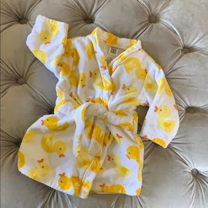 Sold out Carter’s Rubber Duck robe (0-9 months)